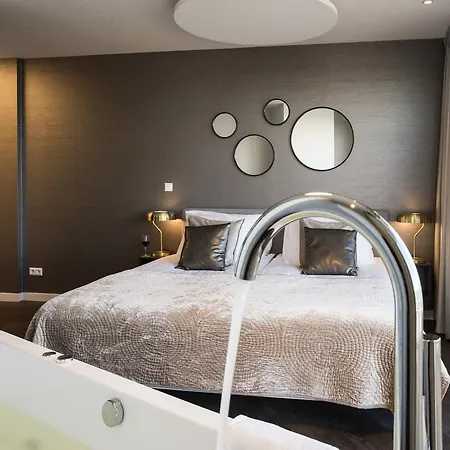De Pier Hotel