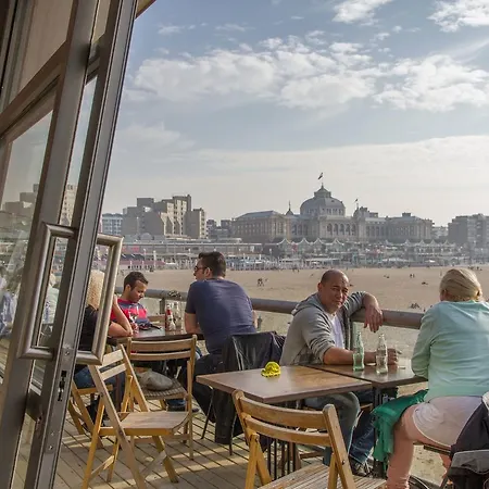 De Pier Hotel 4*